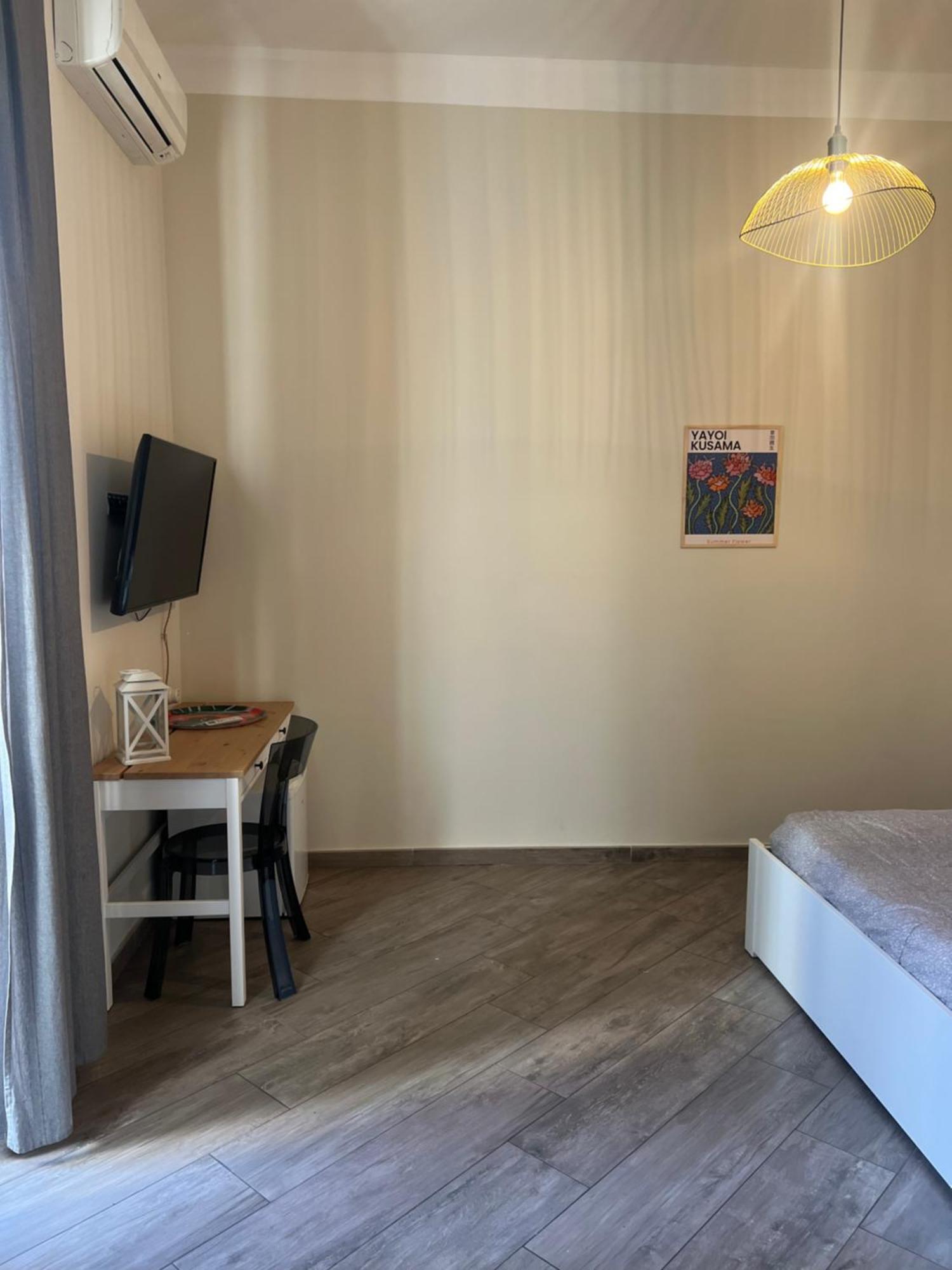 Elena Rooms Taranto Exterior foto